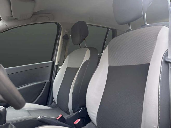 Renault Clio 1.5 DCI 75CH AUTHENTIQUE ECO� GRIS F de 2010