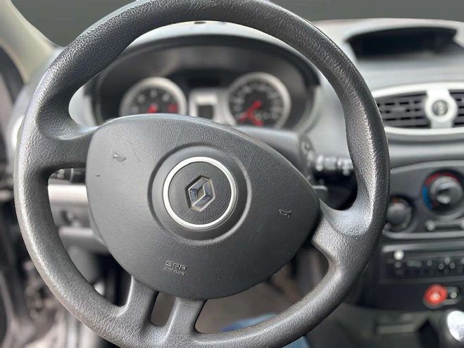 Renault Clio 1.5 DCI 75CH AUTHENTIQUE ECO� GRIS F de 2010