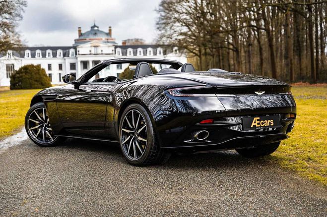 Aston martin DB11 VOLANTE Noir M�tallis� de 