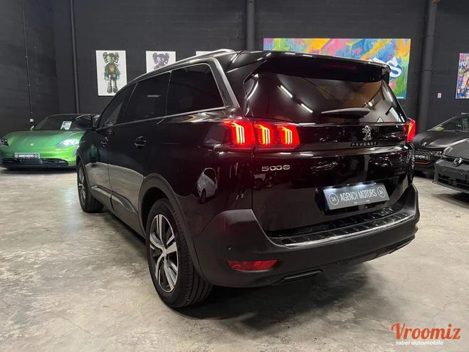 Peugeot 5008 generation-ii 1.2 136 mhev hybrid 48volt Noir de 2024
