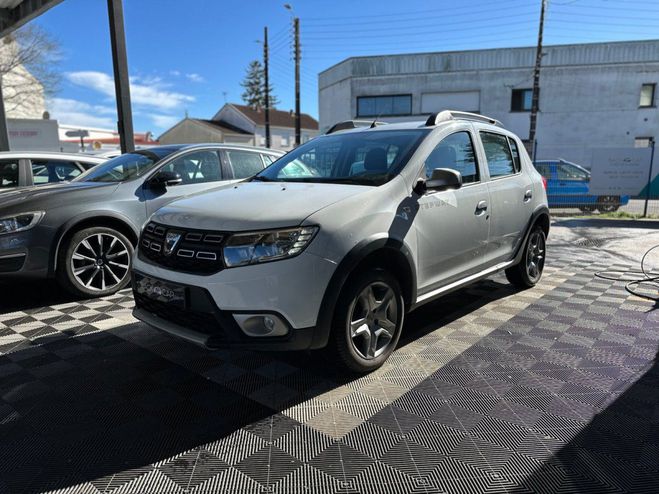 Dacia Sandero Blue dCi 95 Stepway - SOCIETE TVA RECUPE Blanc de 2020