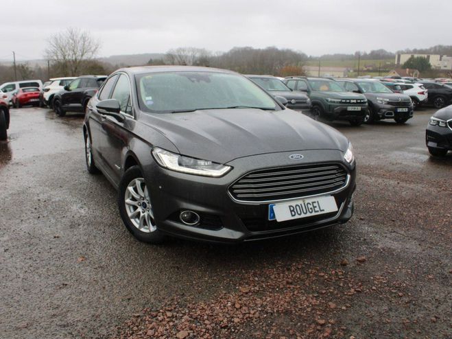 Cliquer pour voir la photo suivante Ford Mondeo 2L HYBRID 187 CV TITANIUM GPS 3D CAMÉRA Marron Glacé de 2018