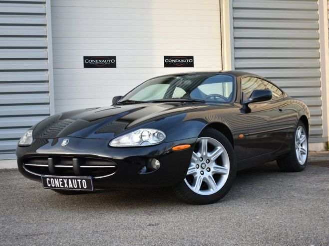 Cliquer pour voir la photo suivante Jaguar XK8 Noir de 1998