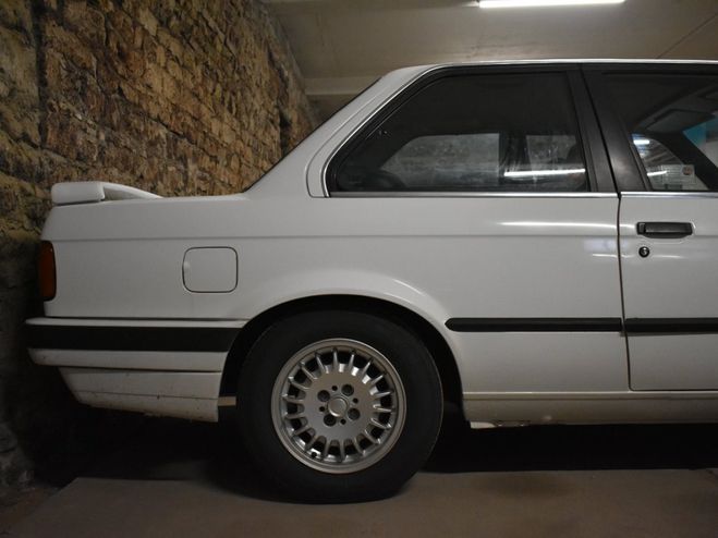 BMW Serie 3 320i Blanc de 1988