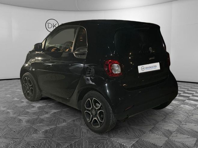 Smart Fortwo Coupe 1.0i - 71 S&S - BV Twinamic II Pas NOIR de 2017
