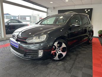  Voir d&eacute;tails -Volkswagen Golf 2.0 TSI 211 GTI &agrave; Creuzier-le-Vieux (03)