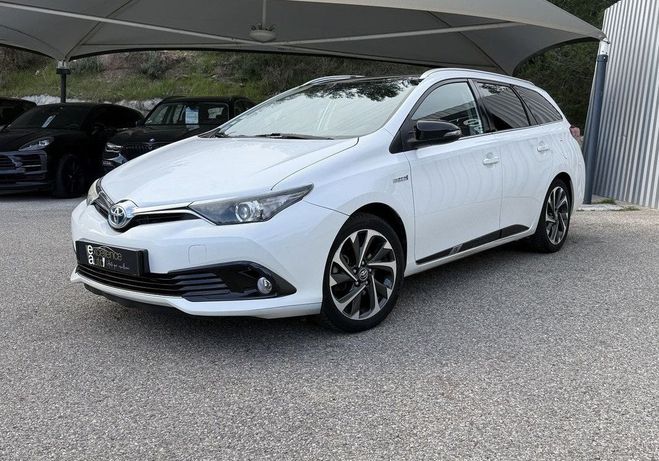 Toyota Auris Touring Sports HSD 136H SALOMON Blanc de 2016