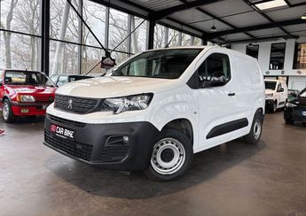  Voir d&eacute;tails -Peugeot Partner Asphalt HDI 100CH 3 Places Apple Carplay &agrave; Sarreguemines (57)