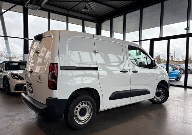 Peugeot Partner Asphalt HDI 100CH 3 Places Apple Carplay Blanc de 2022