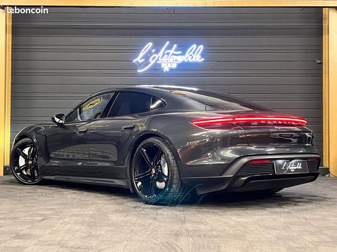 Porsche Taycan Turbo 680ch Chrono PDLS   KEYLESS Toit P Gris de 2020