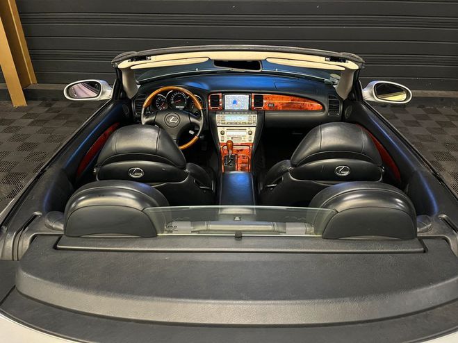 Lexus SC 430 CABRIOLET V8 4.3L 286CH BVA 5 GARANT Blanc de 2002