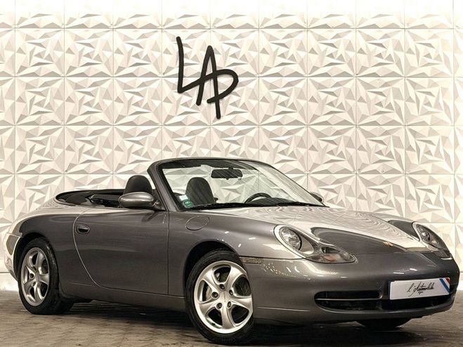 Cliquer pour voir la photo suivante Porsche 911 III (996) 300ch Carrera 4 BV6 GRIS F de 2001