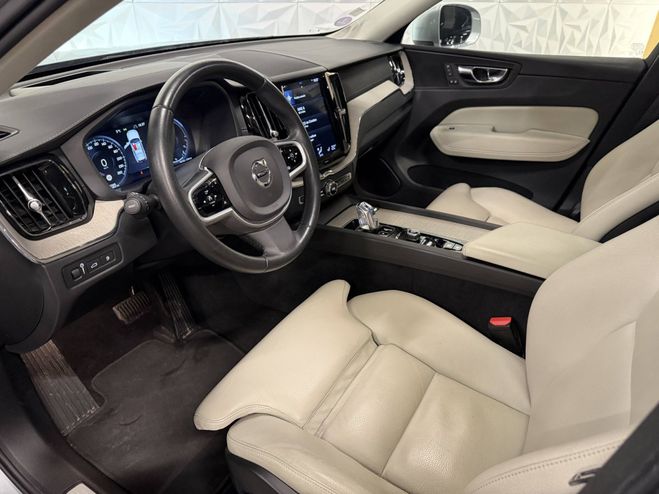 Volvo XC60 INSCRIPTION LUXE HYBRIDE RECHAR 390 Ch GRIS C de 2019