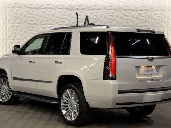 Cadillac Escalade IV 6.2 V8 426ch Platinum AWD AT8 INC. de 2017