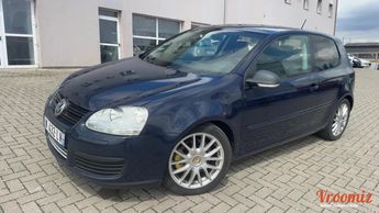  Voir d&eacute;tails -Volkswagen Golf gt sport 1.4 tsi 170 bv6 3p ja clim auto &agrave; Eckwersheim (67)