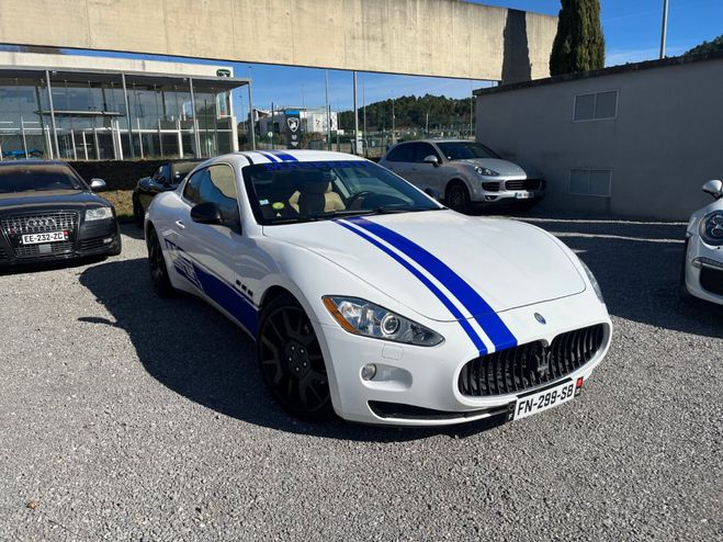 Maserati Gran Turismo V8 4.2L boite ZF 404cv gris de 2008