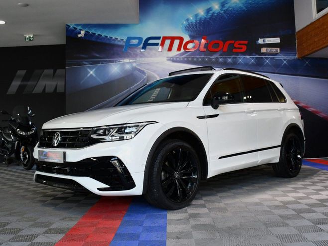Cliquer pour voir la photo suivante Volkswagen Tiguan Black R-Line 2.0 TDI 150 DSG 4Motion GPS Blanc Nacré de 2021