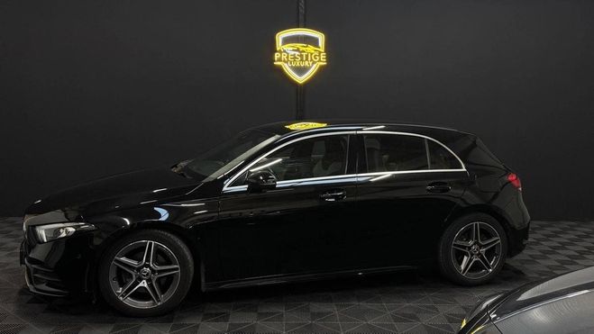 Cliquer pour voir la photo suivante Mercedes Classe A 200 7G-DCT 163 CH AMG LINE Noir de 2018