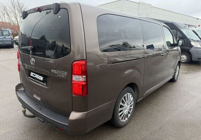 Toyota Proace Verso LONG 150 D-4D LOUNGE Marron de 2017