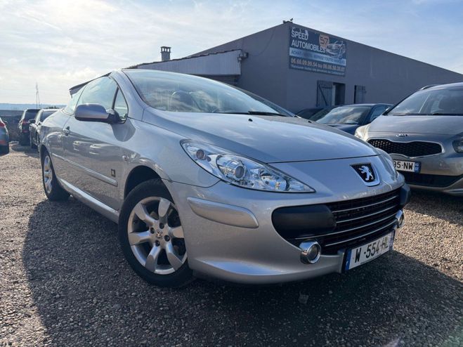 Peugeot 307 CC 2.0 HDI 136 F�LINE SPORT Gris de 2006