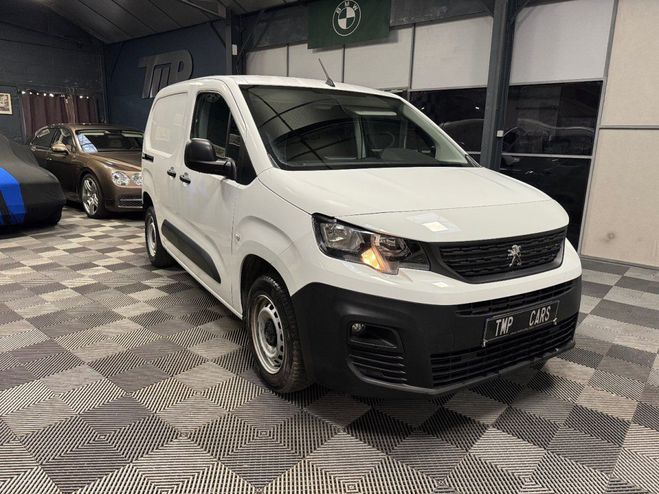Cliquer pour voir la photo suivante Peugeot Partner Standard 650kg BlueHDi 100ch S&S Pro de 2022