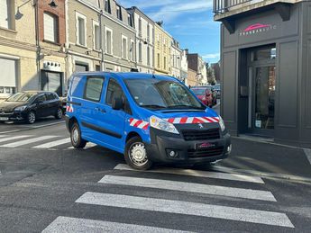  Voir d&eacute;tails -Peugeot Expert 2.0L PACK CLIM NAV / ATTELAGE / REGULATE &agrave; Cambrai (59)