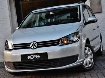  Voir d&eacute;tails -Volkswagen Touran 1.4 TSI DSG TRENDLINE &agrave; Jabbeke (84)