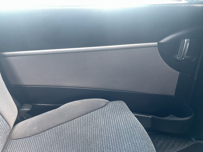 Peugeot 807 2.0 HDI136 CONFORT PACK FAP GRIS CLAIR  de 2008