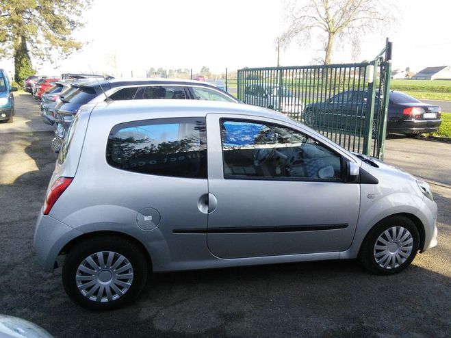 Renault Twingo EN DOUBLE A ANNULER 1.2  75 Expression Gris de 2010