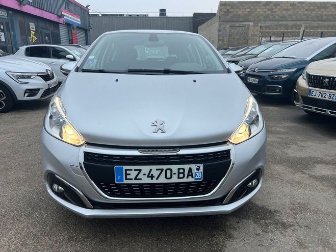 Peugeot 208 (2) 1.2 L 110 S&S EN FINITION ALLURE 5P  Gris de 2018