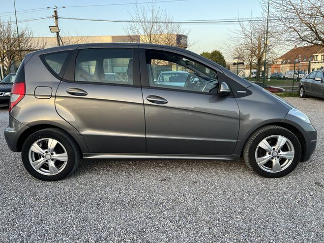 Mercedes Classe A I (C169) 160 Avantgarde CVT GRIS de 2010