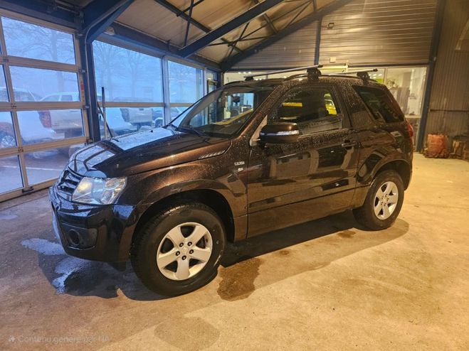 Suzuki Grand Vitara II II 1.9 DDiS 130CH 3P Marron Fonc� de 2014