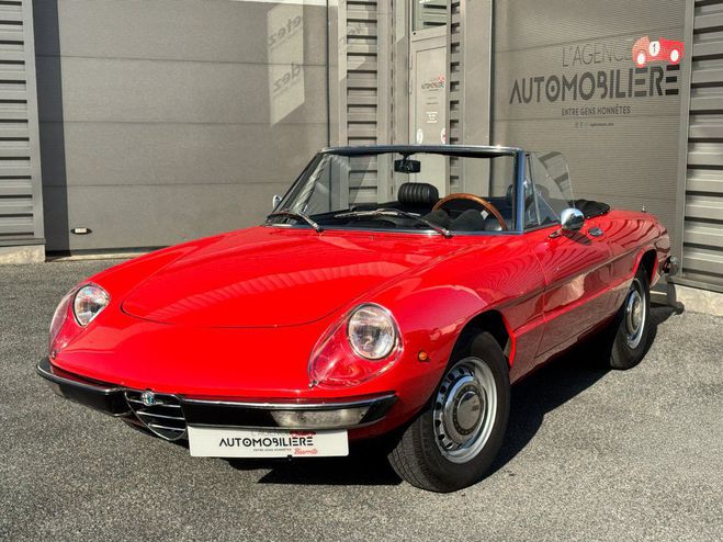 Alfa romeo Spider 1750 VELOCE CODA TRONCA Rouge de 1971