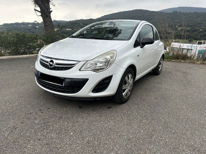 Cliquer pour voir la photo suivante Opel Corsa 1.3 CDTI75 FAP EDITION 3P Blanc de 2011