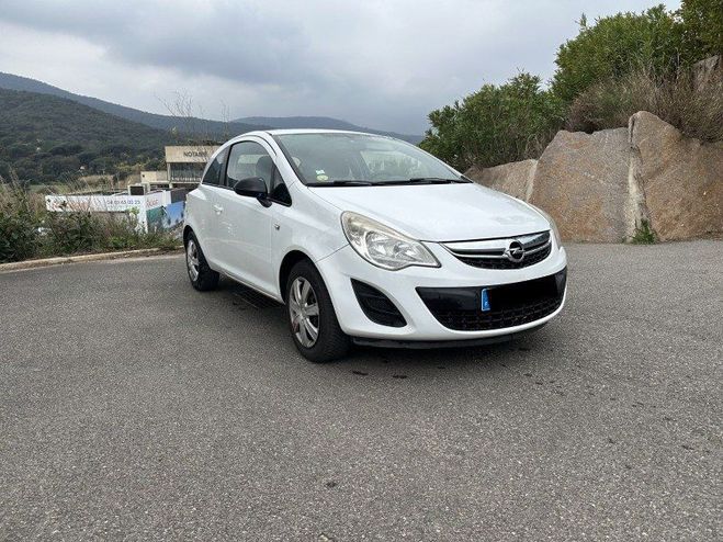 Opel Corsa 1.3 CDTI75 FAP EDITION 3P Blanc de 2011
