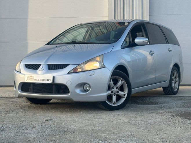 Mitsubishi Grandis 7 PLACES 2.0 DI-D INTENSE BIEN LIRE L AN GRIS de 2009