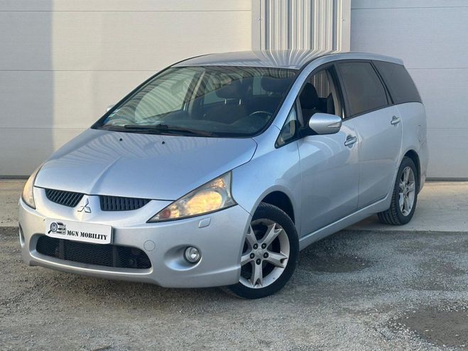 Mitsubishi Grandis 7 PLACES 2.0 DI-D INTENSE BIEN LIRE L AN GRIS de 2009
