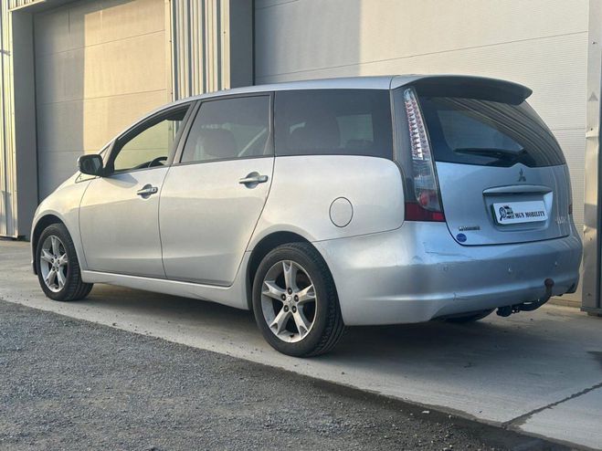 Mitsubishi Grandis 7 PLACES 2.0 DI-D INTENSE BIEN LIRE L AN GRIS de 2009