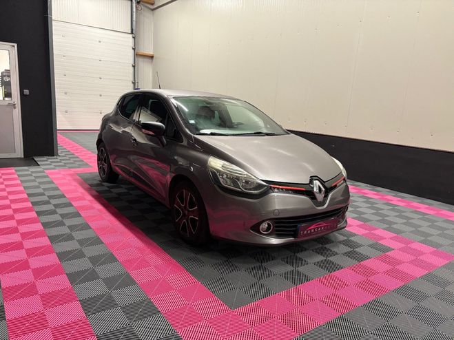 Renault Clio IV dCi 75 eco2 Limited 90g Gris de 2015