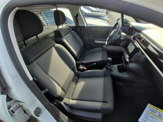 Citroen C3 STE 1.5 BLUEHDI 100CH S&S BVM 6 FEEL NAV Blanc de 2022