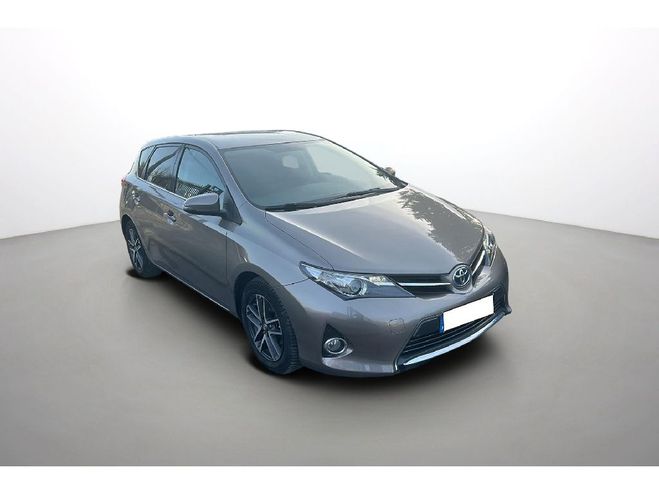 Toyota Auris Hybride 136h ACTIVE Marron clair de 2015