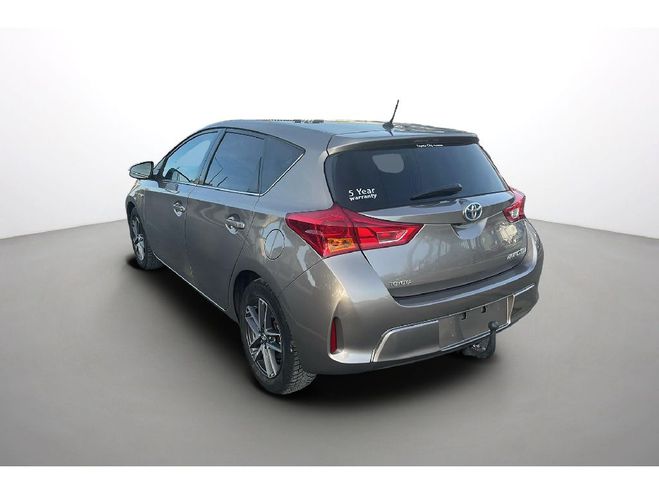 Toyota Auris Hybride 136h ACTIVE Marron clair de 2015