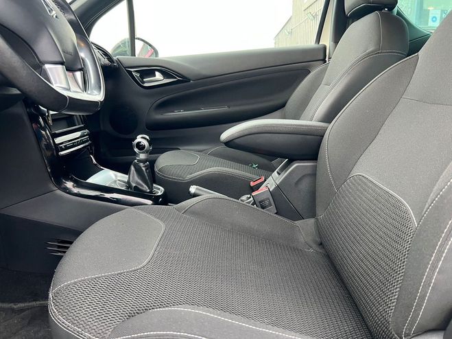 Citroen DS3 (2) 1.6 BLUEHDI 100 CONNECTED CHIC MANUE Gris de 2017