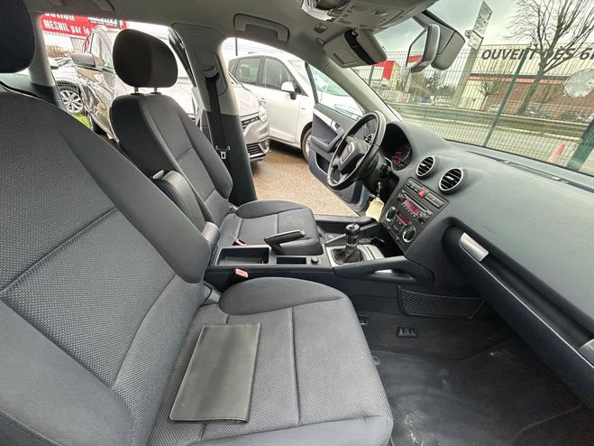 Audi A3 II SPORTBACK 1.6 102 AMBIENTE 90000KM D? Bleu clair de 2006