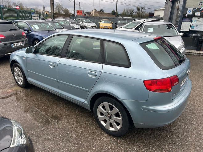 Audi A3 II SPORTBACK 1.6 102 AMBIENTE 90000KM D? Bleu clair de 2006
