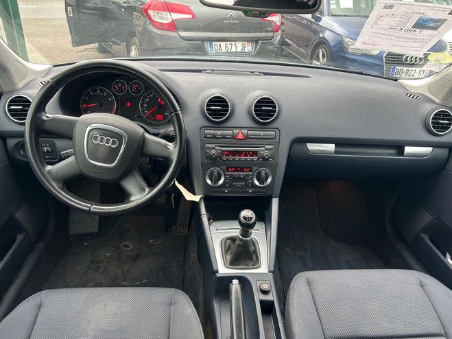 Audi A3 II SPORTBACK 1.6 102 AMBIENTE 90000KM D? Bleu clair de 2006