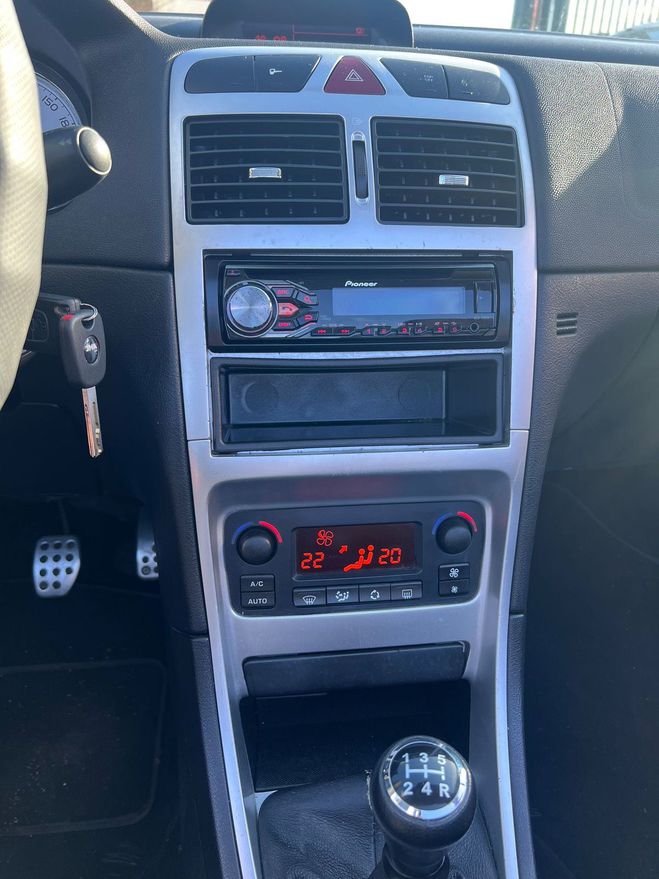 Peugeot 307 (2) CC 1.6 16V SPORT CABRIOLET Gris de 2006