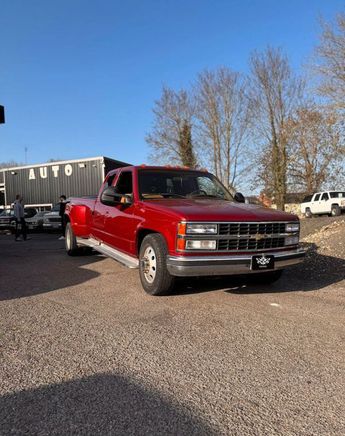  Voir d&eacute;tails -Chevrolet Silverado c 3500 extended cab dually 7.4 v8 454 ci &agrave; Breteuil (60)