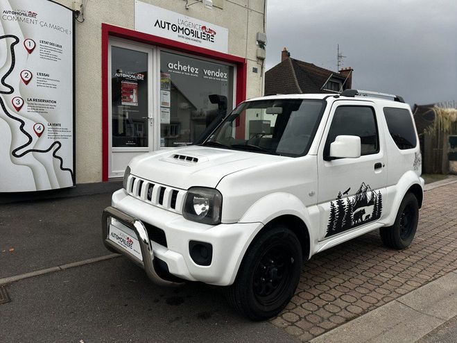 Suzuki Jimny 1.3 i 16V 4x4 85 ch JX / Si�ges chauffan Blanc de 2015