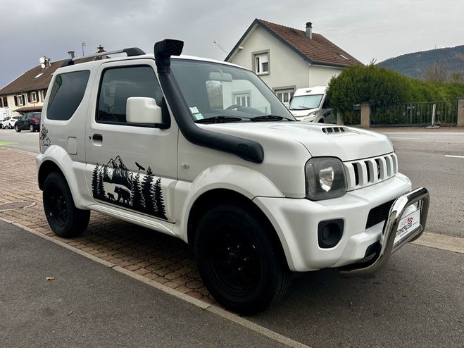 Suzuki Jimny 1.3 i 16V 4x4 85 ch JX / Si�ges chauffan Blanc de 2015